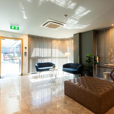 Hi Sotel - Sha Plus Бангкок Экстерьер фото